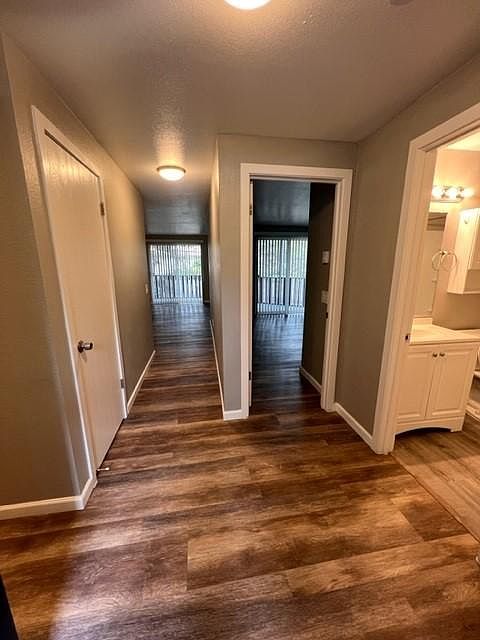1st image of 19310 4th Ave NE #32