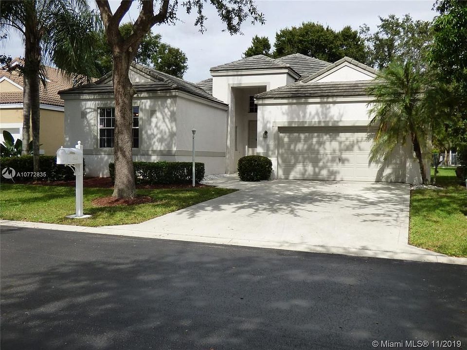 1st image of 6443 NW 78th Dr