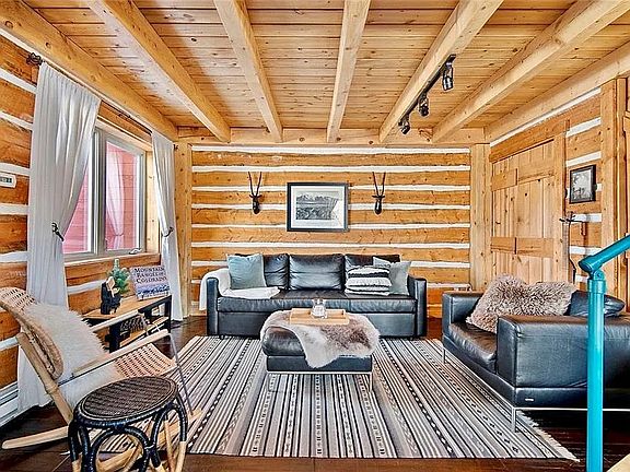 4th image of 254 Cove Blvd #1