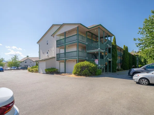 1912 Bowen Rd #307, Nanaimo, BC V9S 5S6
