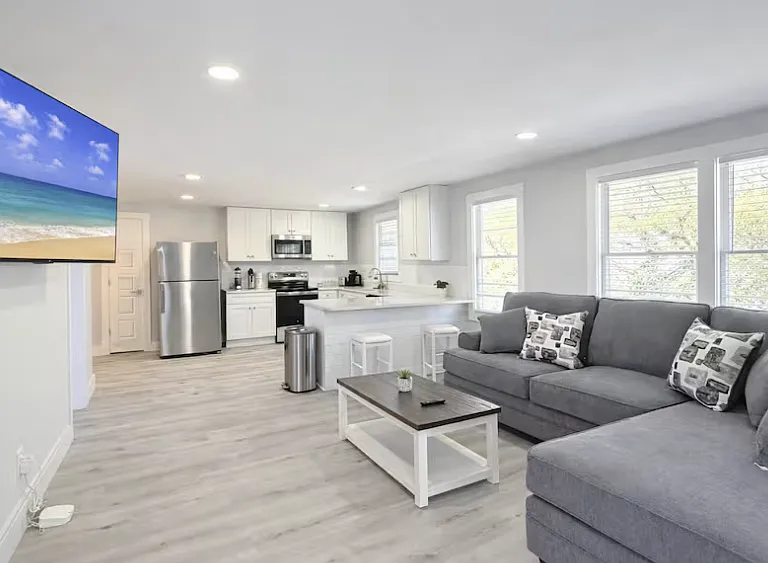 208 Chester St #9 — Photo 10