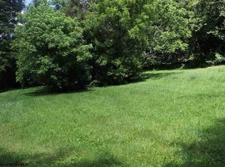 4 Knapp St, Elkins, WV 26241