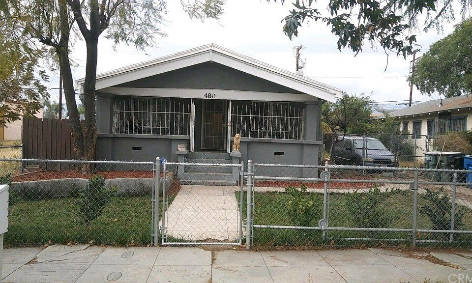 1st image of 480 W 21st St