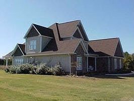 Home for Sale in Saltillo, Mississippi $360,000