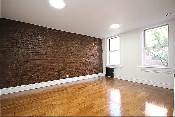 Rented by Compass | media 2