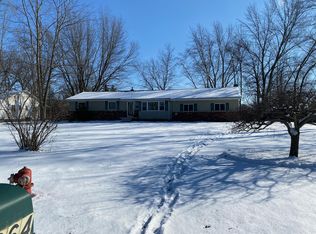 3264 Quick Rd, Holly, MI 48442