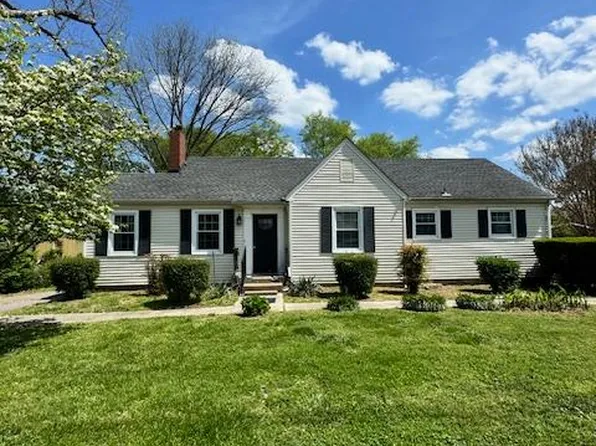 1320 Poplar Ave, Murfreesboro, TN 37129