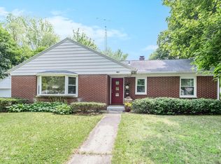 907 Denway Dr, Kalamazoo, MI 49008