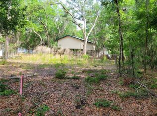 11 Gingerwood Rd, Saint Helena Island, SC 29920