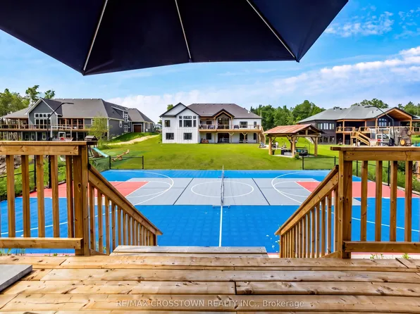 75 Moonstone Rd E, Oro Medonte, ON L0K 1N0