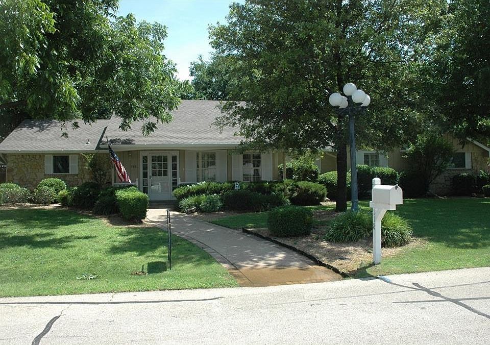 1st image of 118 Donna Cir