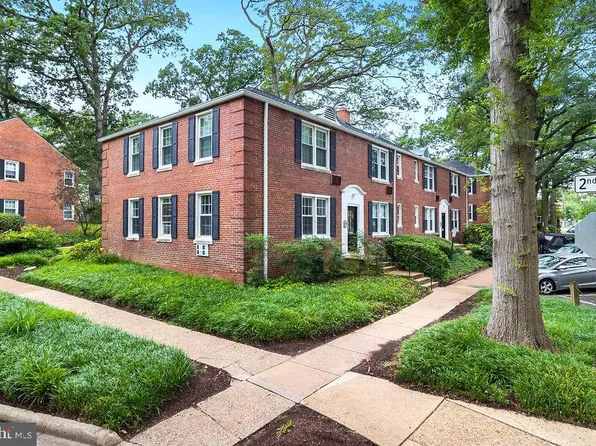 248 N Thomas St APT 1, Arlington, VA 22203