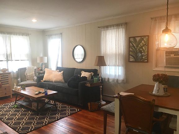 2nd image of 19 Maryland Ave APT 1