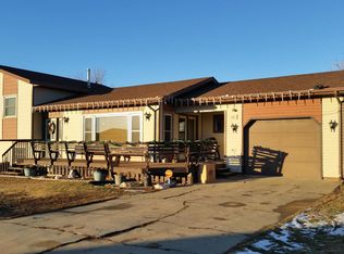 401 4th Ave SW, Belfield, ND 58622