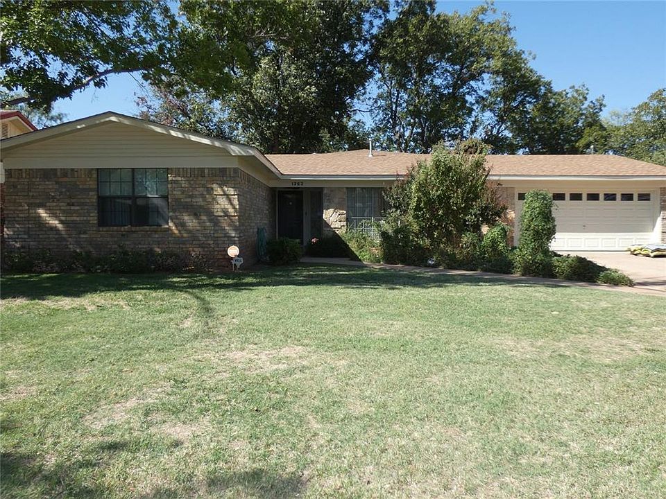 1st image of 1362 Beechwood Ln