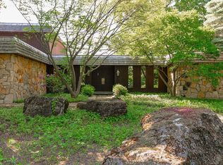 11 Hornbeck Rdg, Poughkeepsie, NY 12603