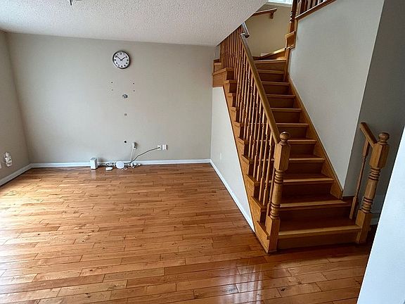 5th image of 117 Rouge River Dr
