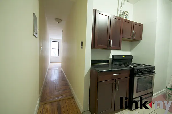 Rented by Link NY Realty | media 24