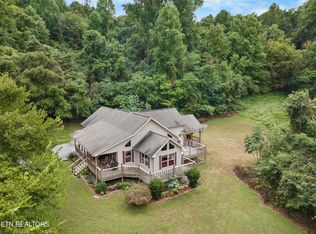 295 Bob Wright Rd, Maynardville, TN 37807