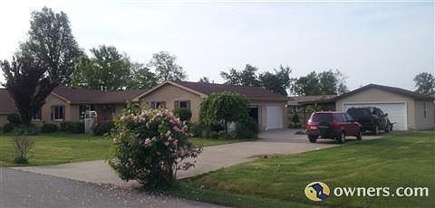 4 BR home with lots of storage and space!!