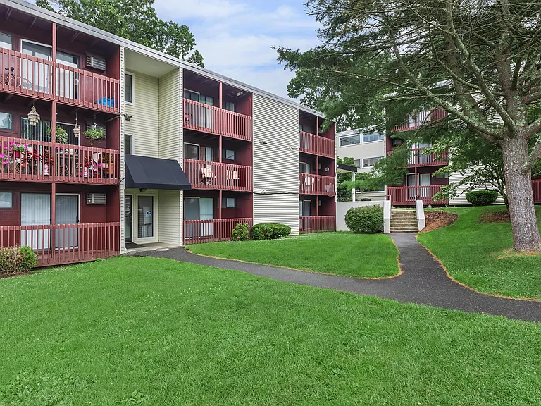 Villages at Shore Landing — Photo 21