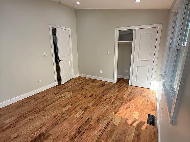 14 Walnut St #1 — Photo 14