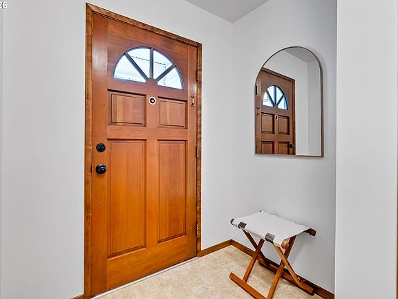 2nd image of 6419 SE Clinton St