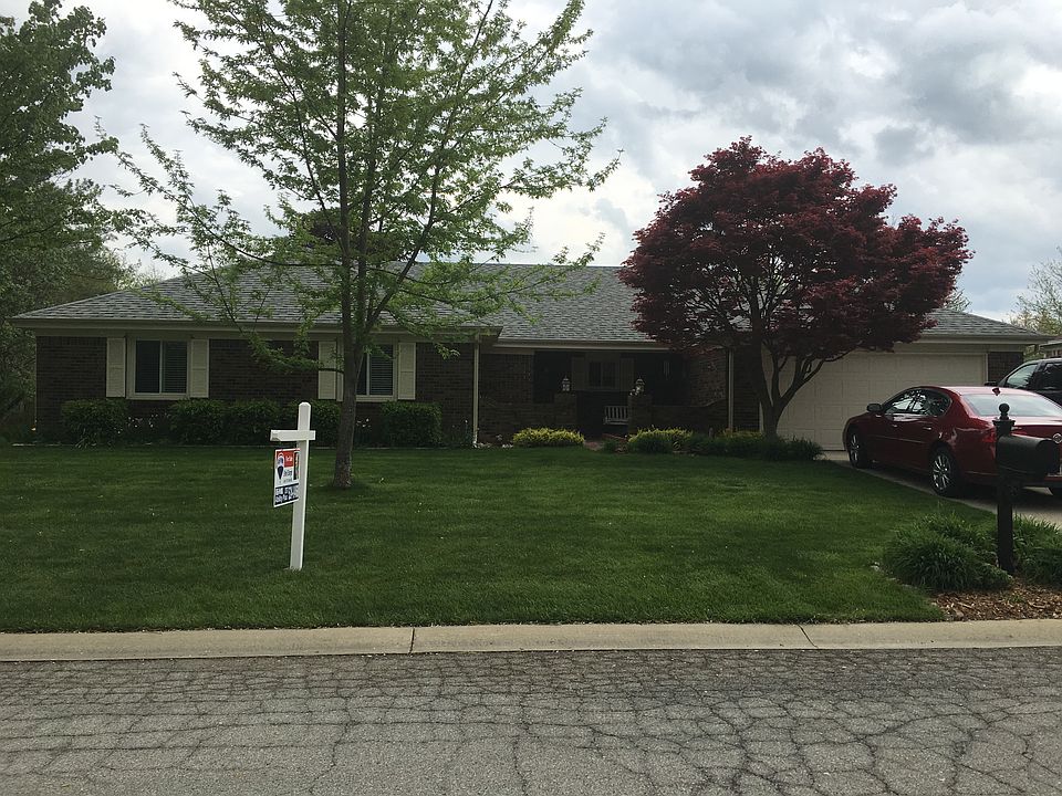 1st image of 24 Hampshire Ct