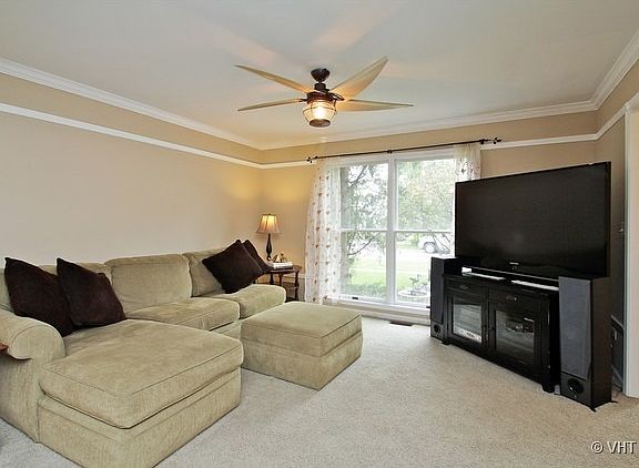 3rd image of 506 Mitchell Dr
