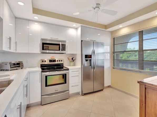 2901 Victoria Circle #L4, Coconut Creek, FL 33066