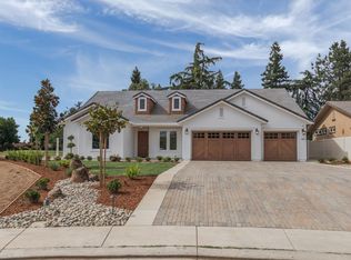 9807 S Plaza De Oro Dr, Oakdale, CA 95361