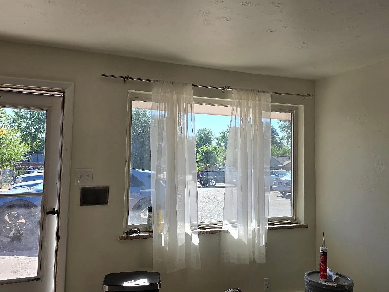 2 bed, 850 sqft, $1,400 — Photo 2