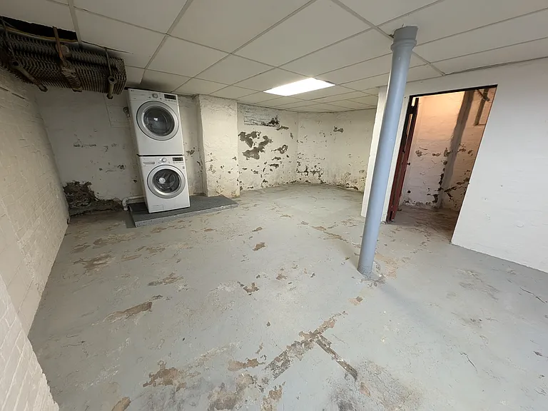 541 University Ave #1 — Photo 29