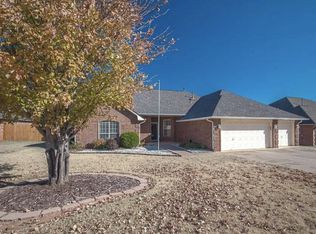2708 Berkley Dr, Edmond, OK 73012