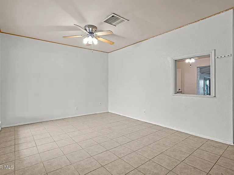 10372 Shenandoah St — Photo 5