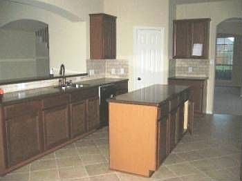 3rd image of 2804 Adams Dr