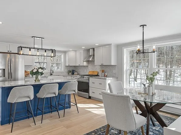 3 Woods Rd, Westminster, MA 01473