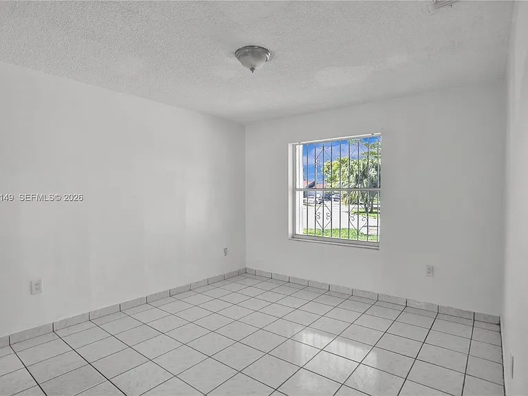 11854 SW 210th St — Photo 20