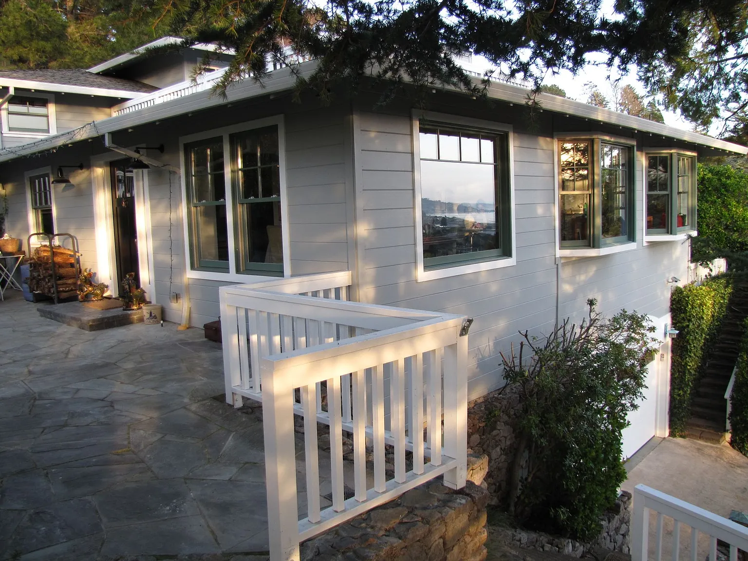 3 bed, 2200 sqft, $13,500 — Photo 2