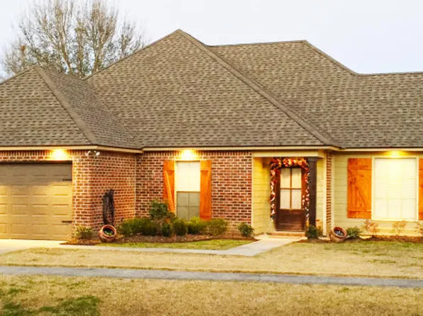 308 Magnolia Knee Dr, Carencro, LA 70520
