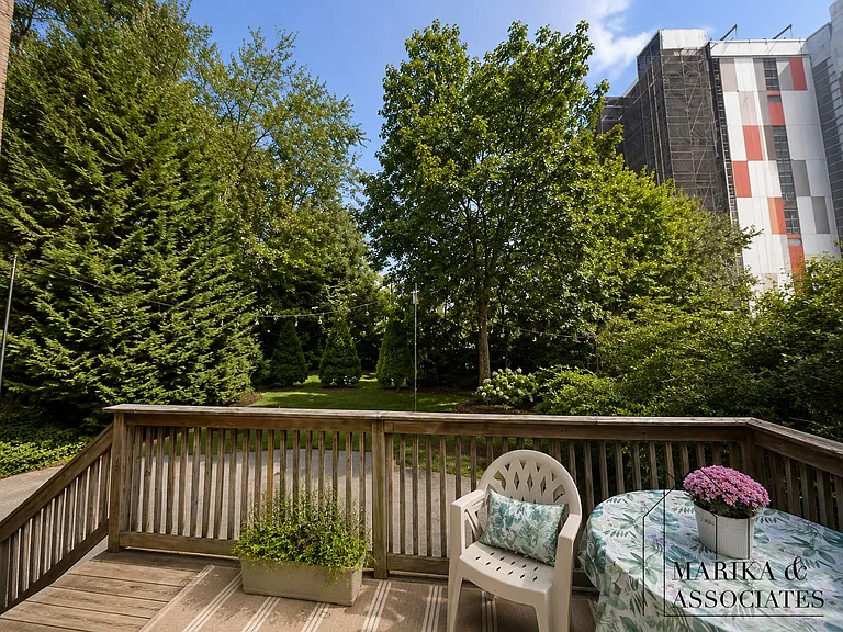 67 Green St — Photo 15