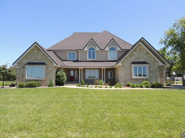 1998 Burlingame Rd, Emporia, KS 66801