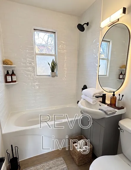 6911 Barker St #6 — Photo 8
