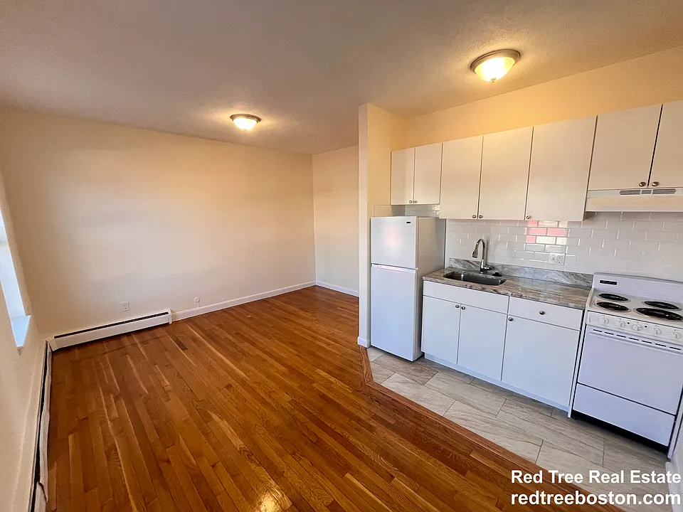 172 N Beacon St #23