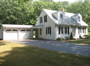 64 Puddin Ln, Mansfield, CT 06250