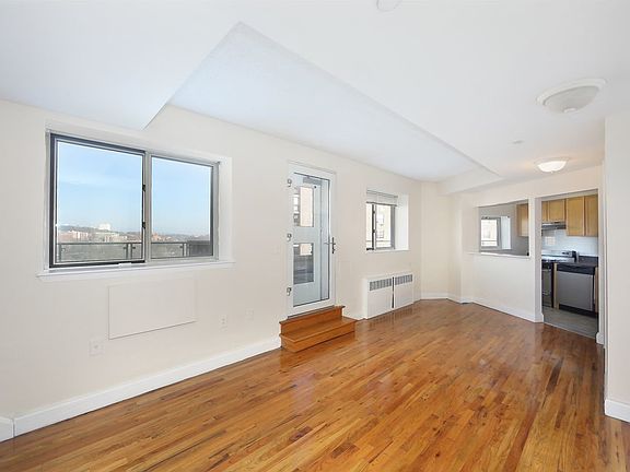 4th image of 3880 Orloff Ave APT 7H