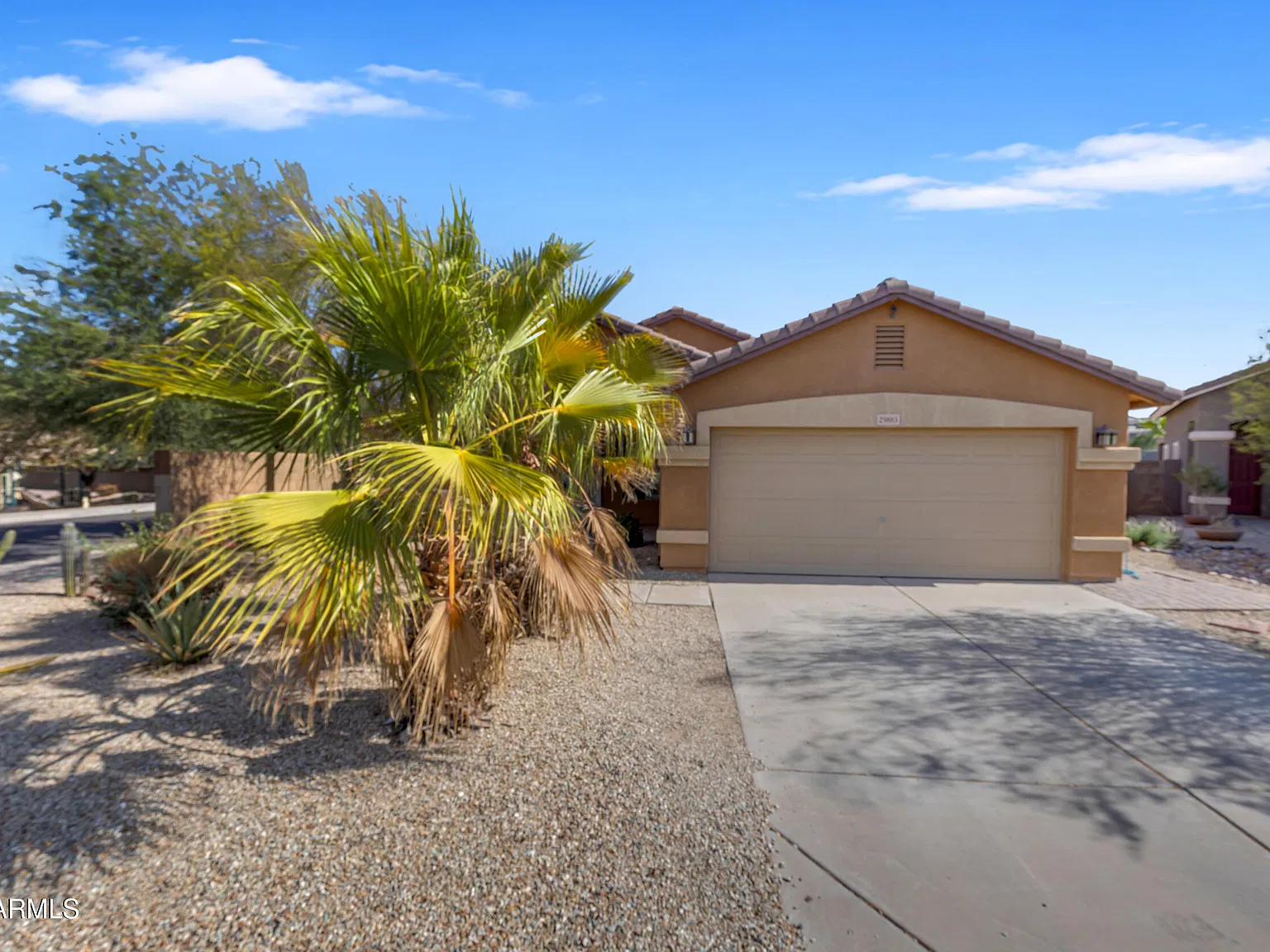 4 bed, 2.0 bath, 1868 sqft, $1,750 — Photo 4