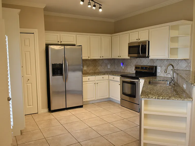 4135 Copano Bay — Photo 7