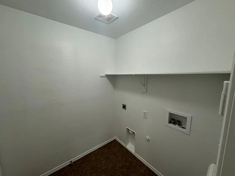 4212 Agate Dr — Photo 12