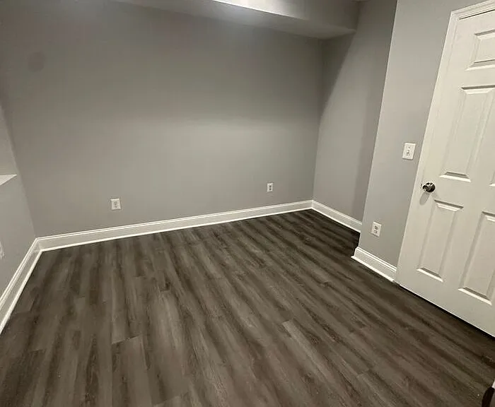 2400 Shirley Ave — Photo 12